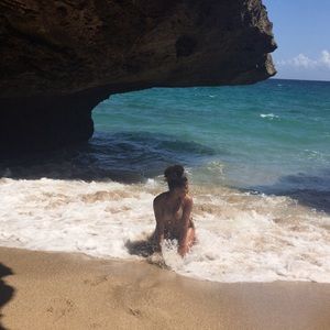 Meet your Posher, Alexis